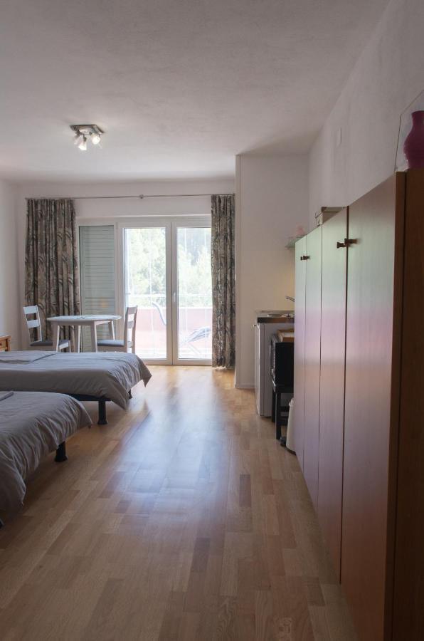 Milica Garden Apartment Prvic Sepurine Exterior photo