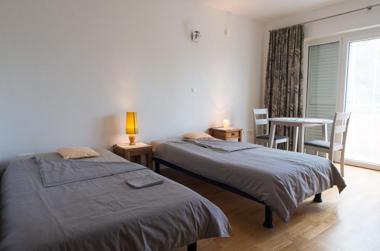 Milica Garden Apartment Prvic Sepurine Exterior photo